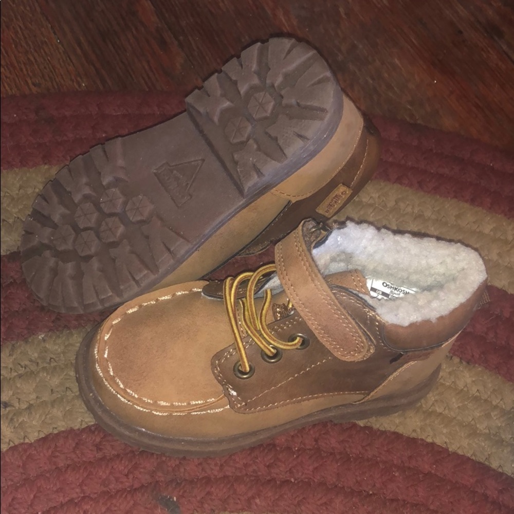 Oshkosh boots